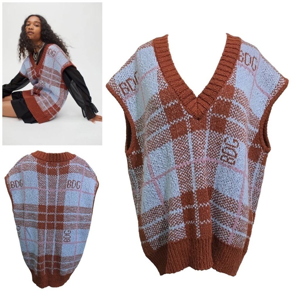 BDG Greyden Plaid Jaquard Sweater Vest in Blue Multi Size Small